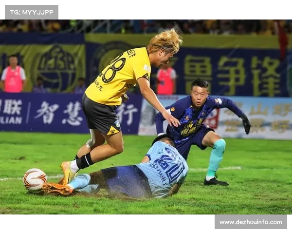 马丁内利内切世界波，皮球直挂死角引爆客场看台